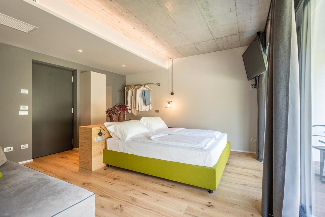 Oleeva Garda Living - Adults Only Bed & Breakfast ริวาเดลการ์ดา ภายนอก รูปภาพ