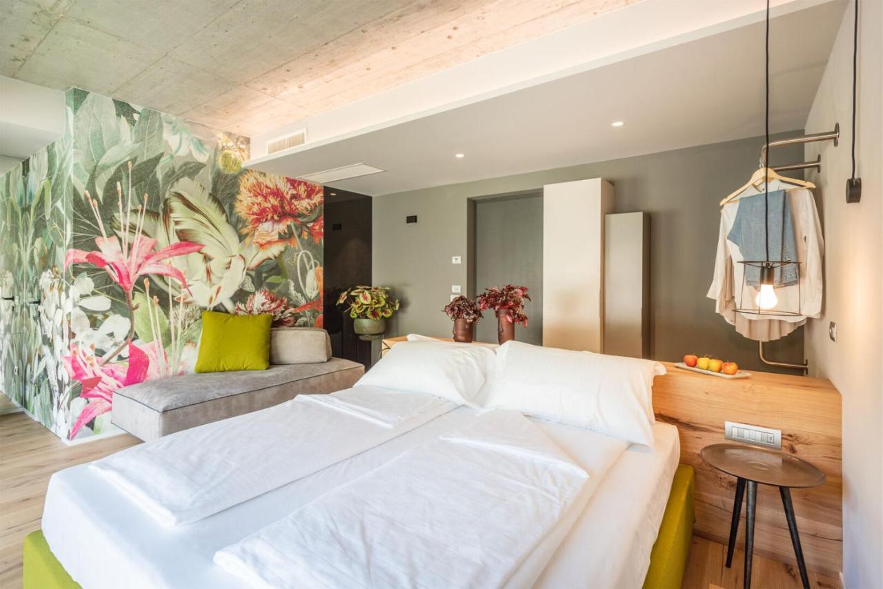 Oleeva Garda Living - Adults Only Bed & Breakfast ริวาเดลการ์ดา ภายนอก รูปภาพ
